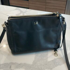 Lo & Sons Pearl Crossbody Bag - black leather